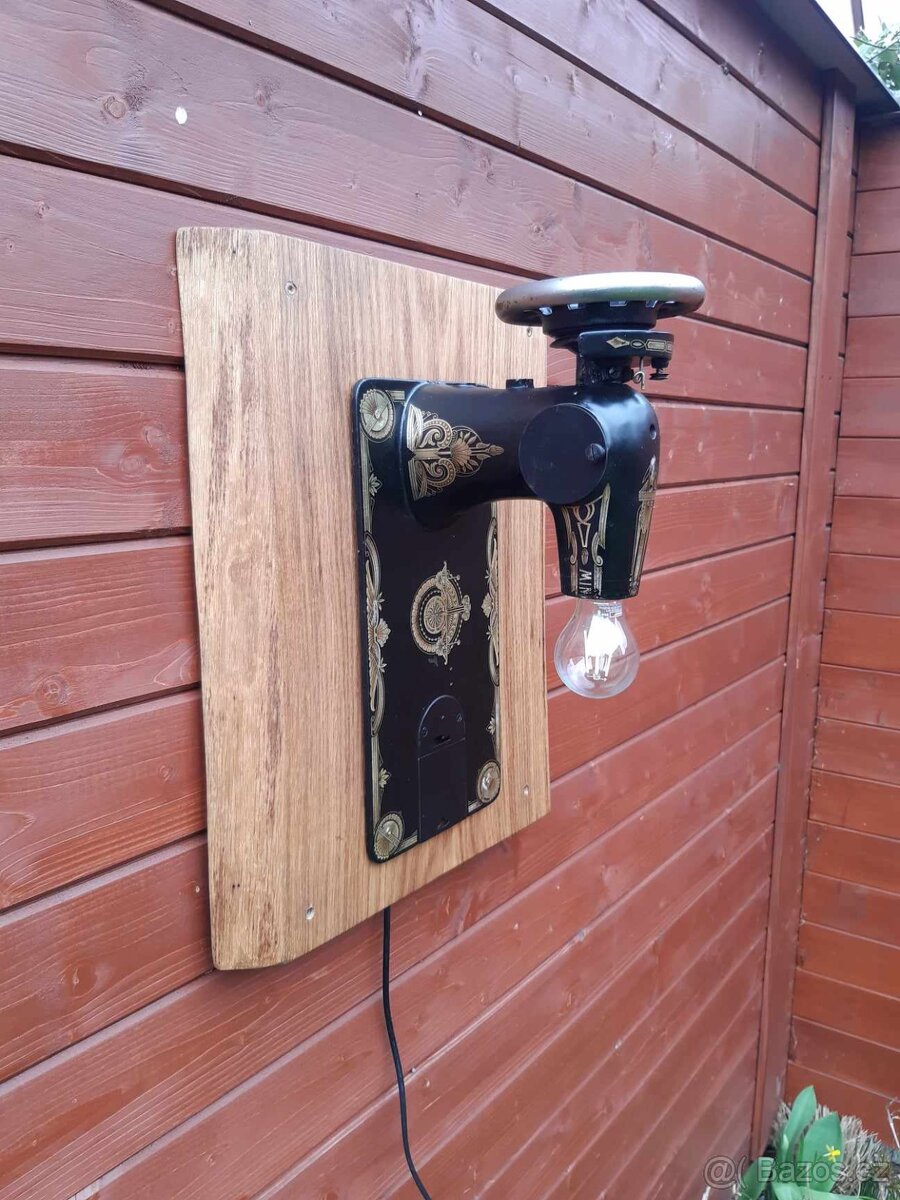 Lampa z šicího stroje - 2