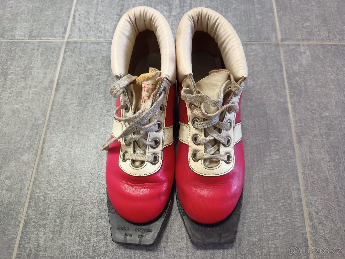 Retro boty na běžky - 2