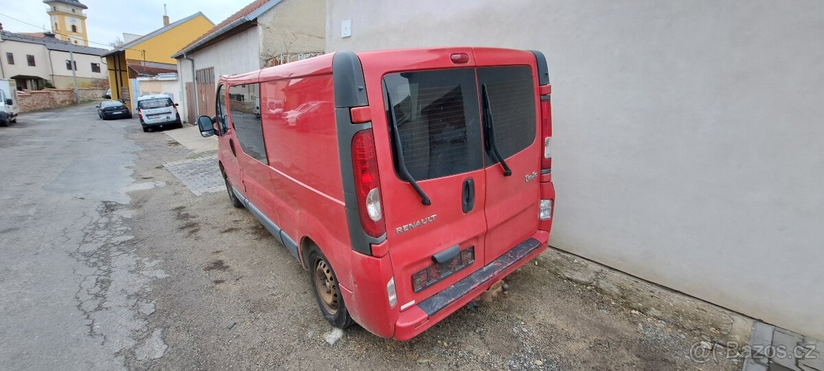 Renault Trafic 2.0dci automat - 2