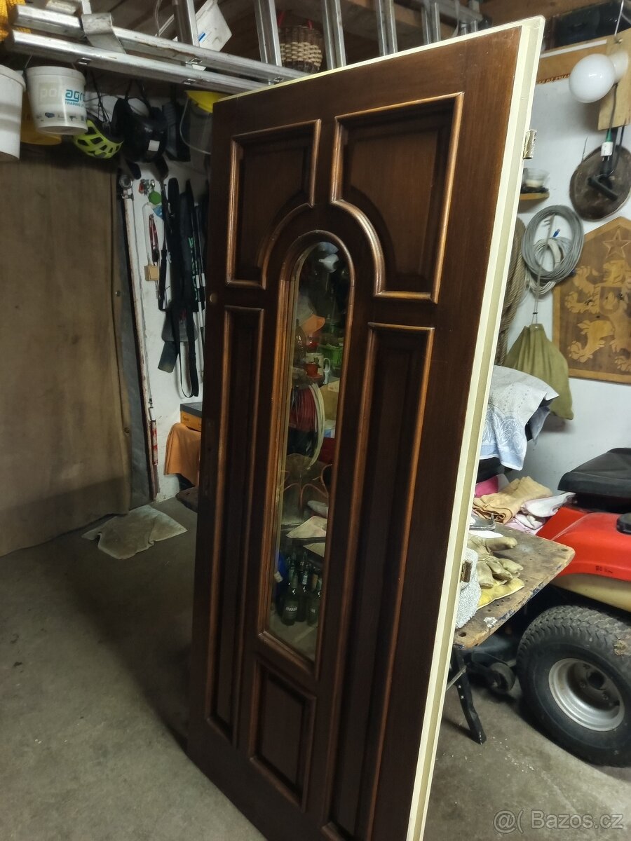 Dveře dřevěné - 2