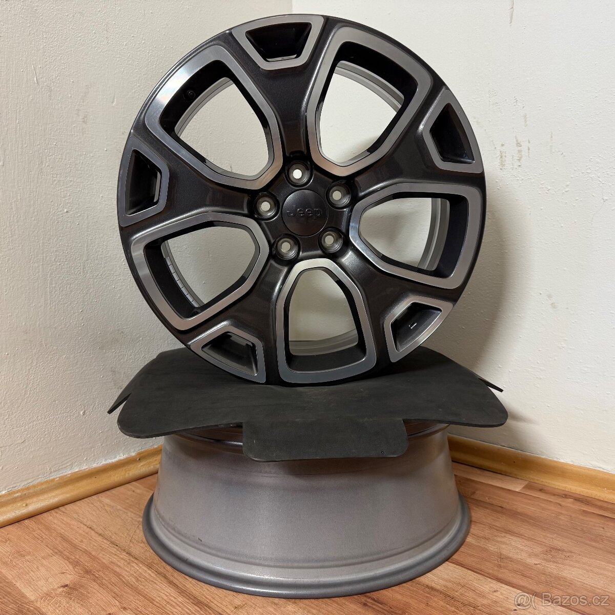 NOVÁ JEEP COMPASS 5x110 R18 ET40 7Jx18 65,1mm+TPMS - 2