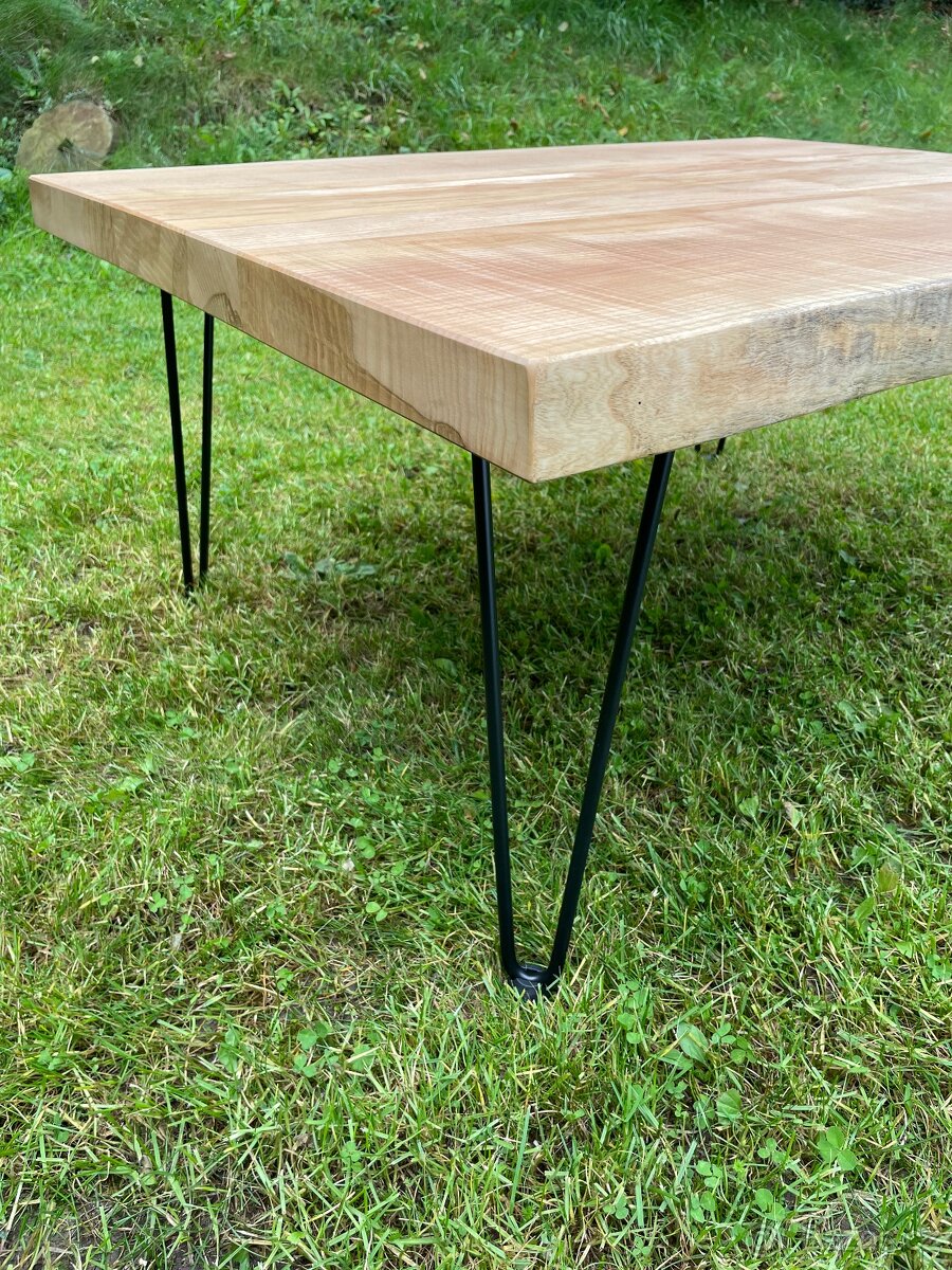 Konferenční stolek - 2