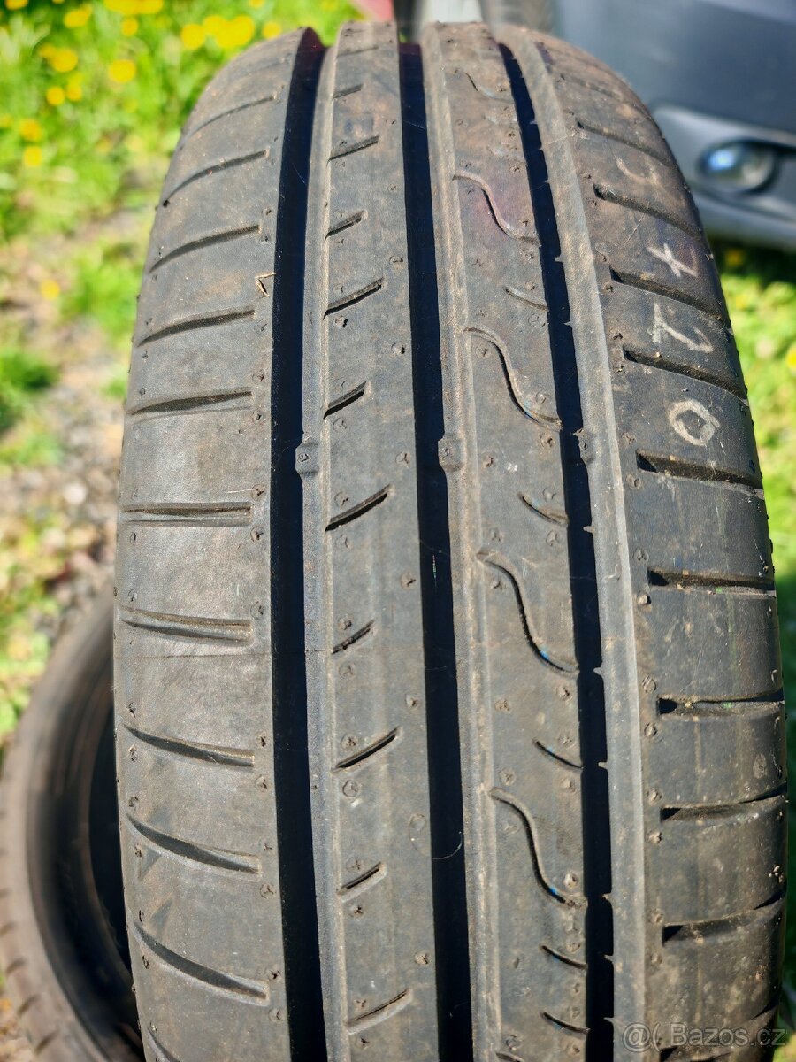 Fabia, Meriva letní Dunlop 185/60/15. - 2