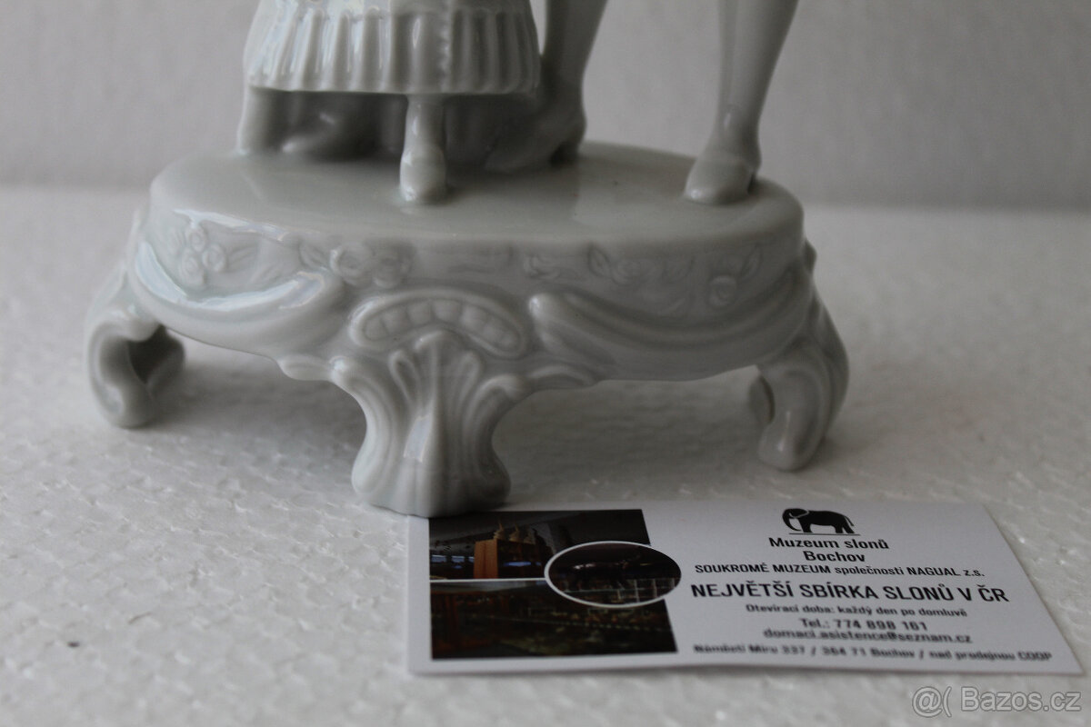 Taneční pár – Royal Dux - 2