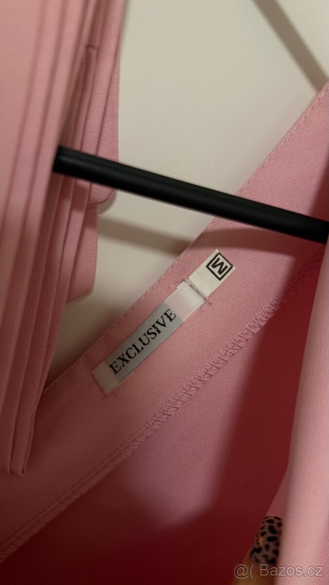 Dámský elegantní růžový overal - 2