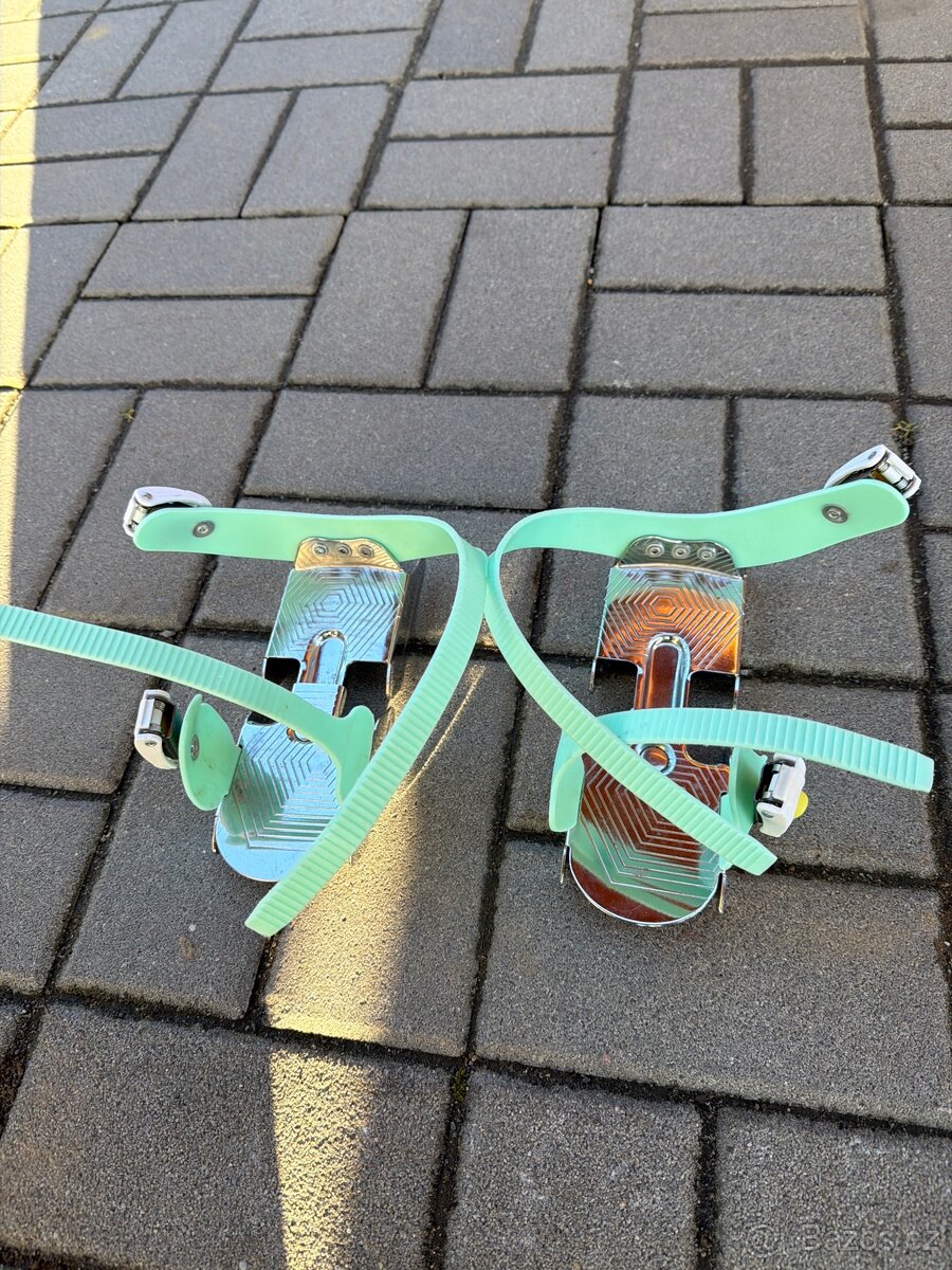 Dětské brusle kačenky – první bruslení - 2