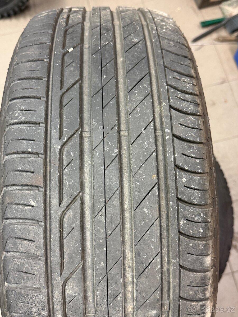 215/50r18 Bridgestone letní - 2