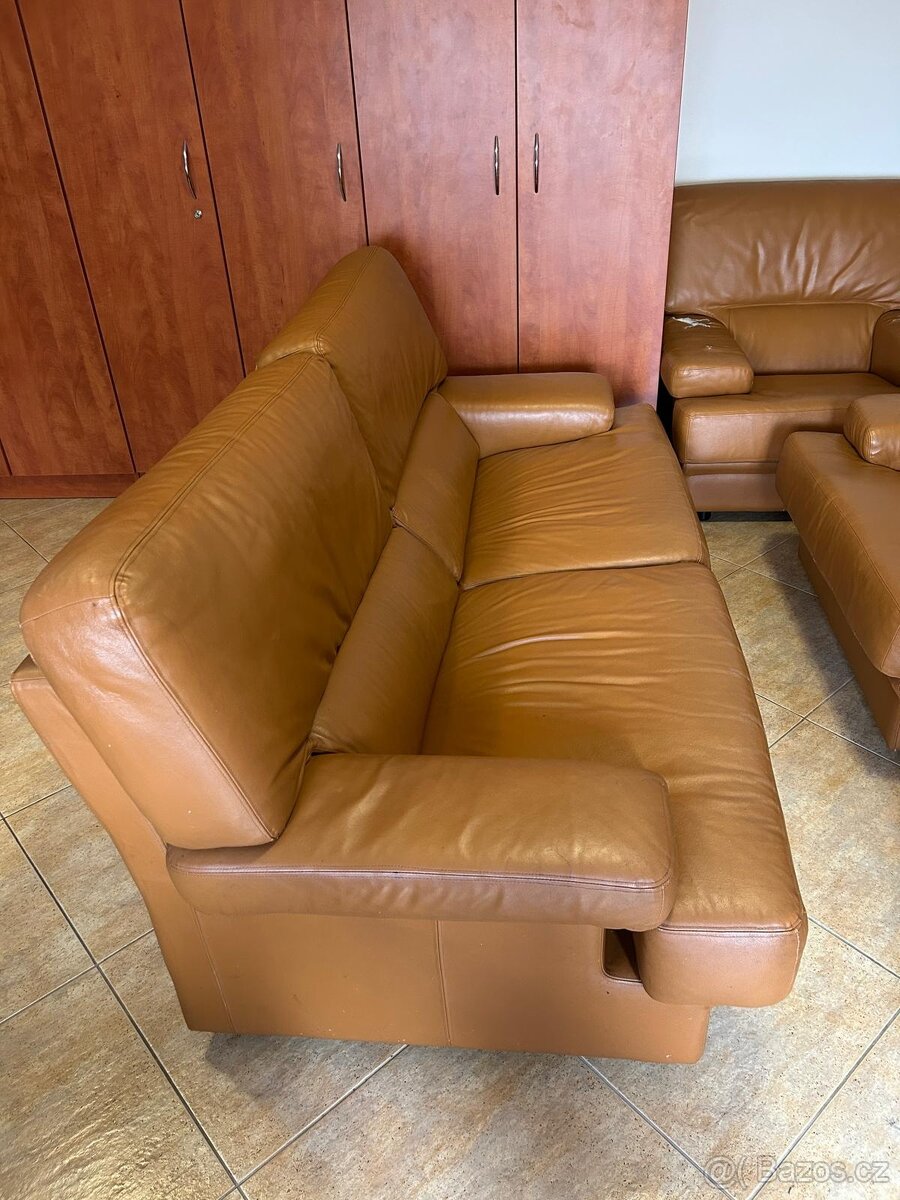 Kožená sedačka - 2