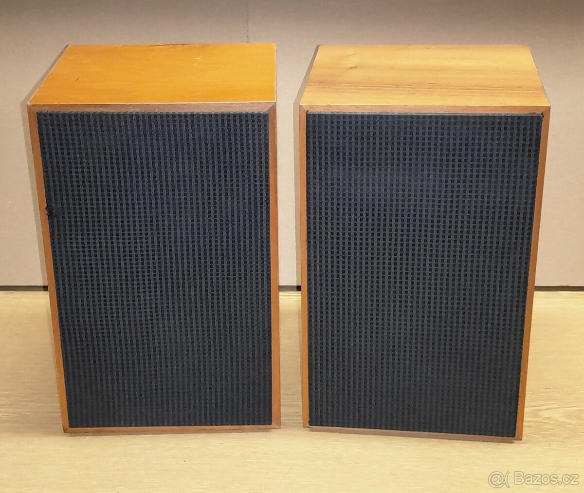 Rproboxy Tesla - 2