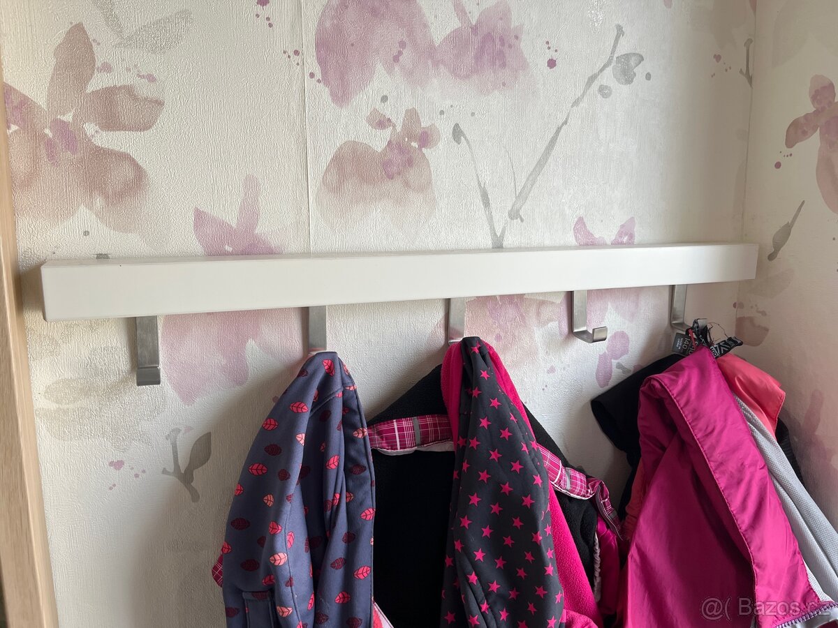 věšák Tjusig Ikea - 2