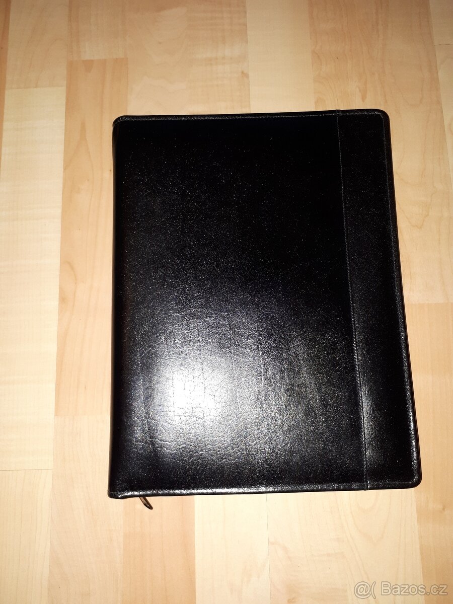 Černé pouzdro na diář - spisovka, A4 - 2