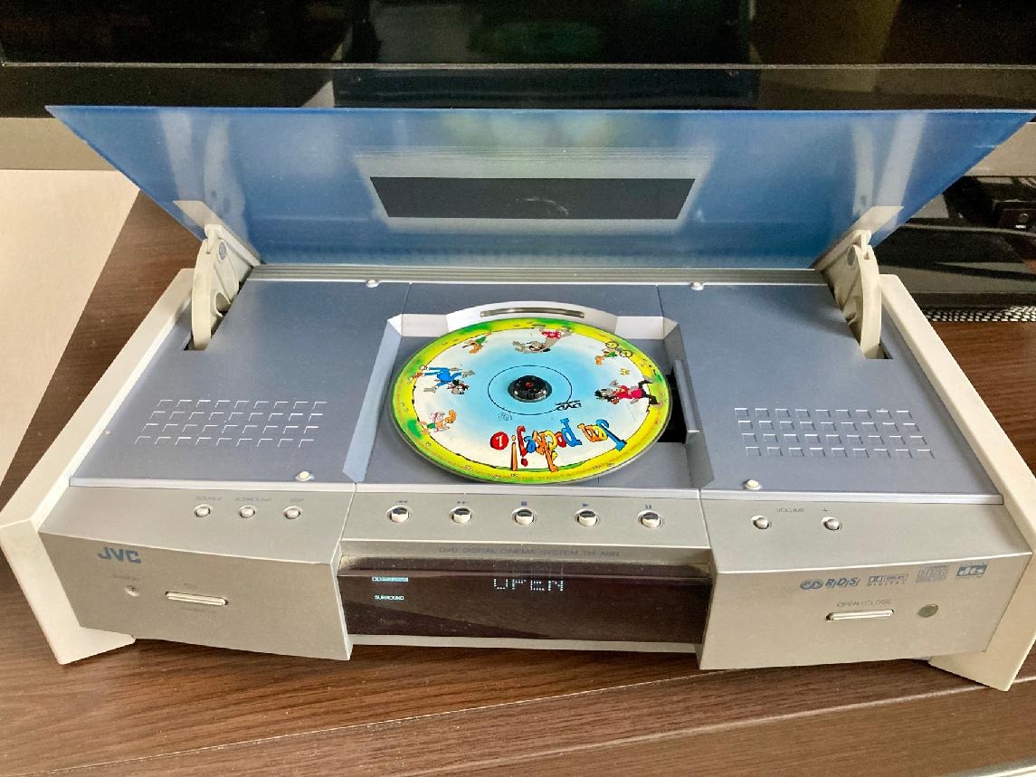 JVC - domácí kino - 2