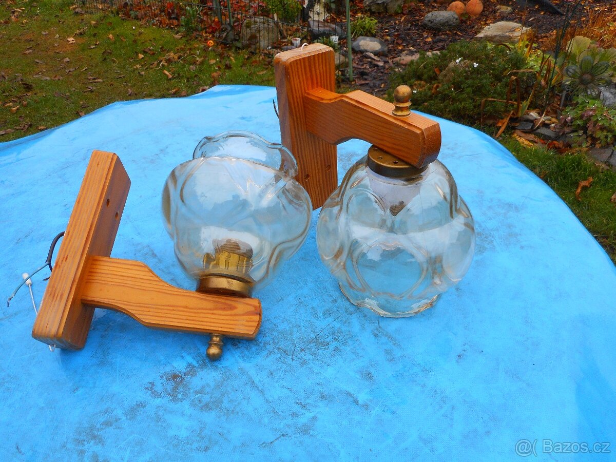 DVĚ NÁSTĚNNÉ LAMPIČKY - SLEVA - 2