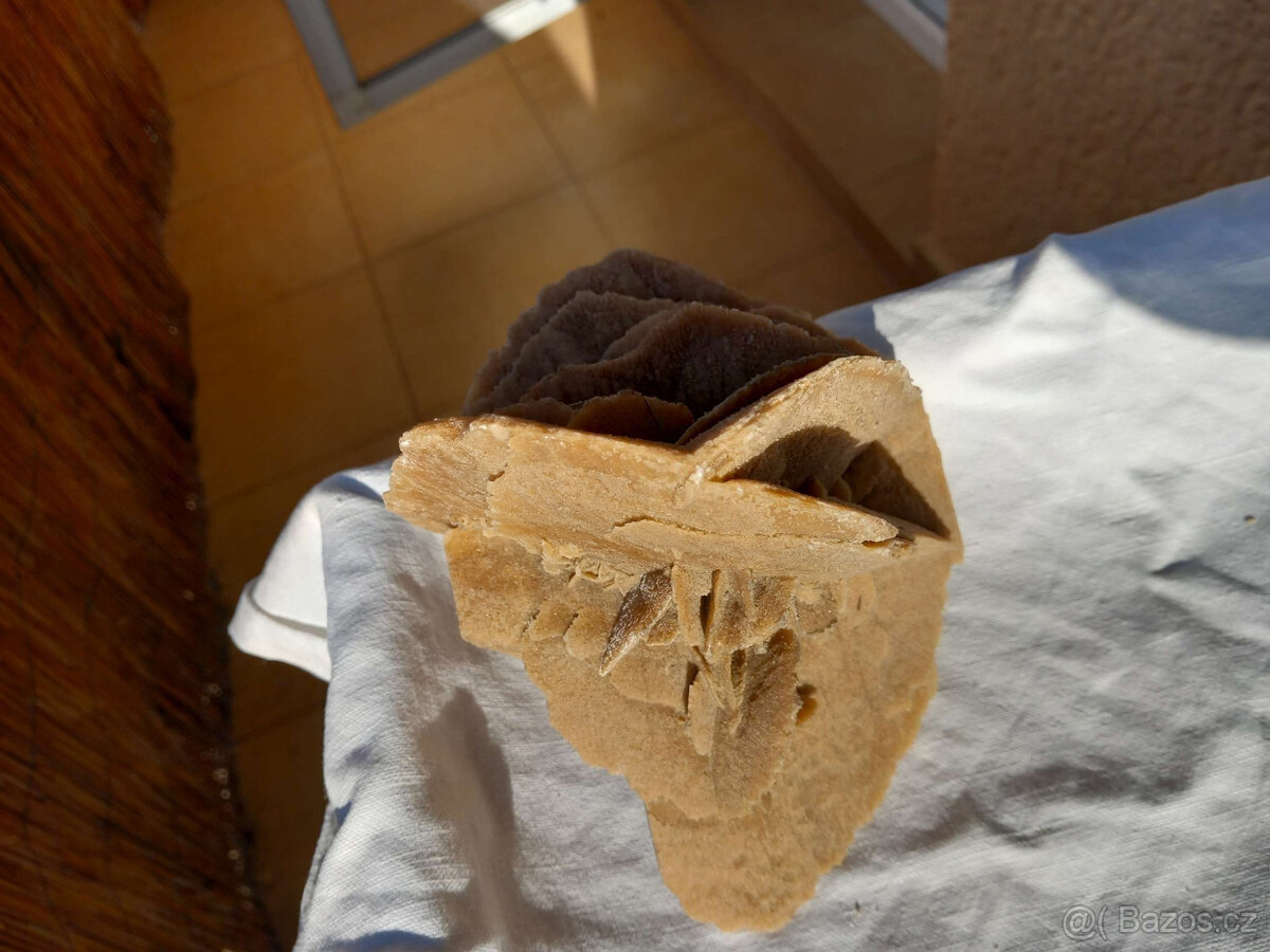 Minerál, nerost, sádrovec - pouštní růže 2 - 2