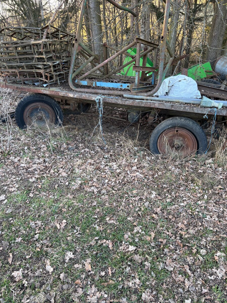 přívěs za traktor 3,5 tun - 2