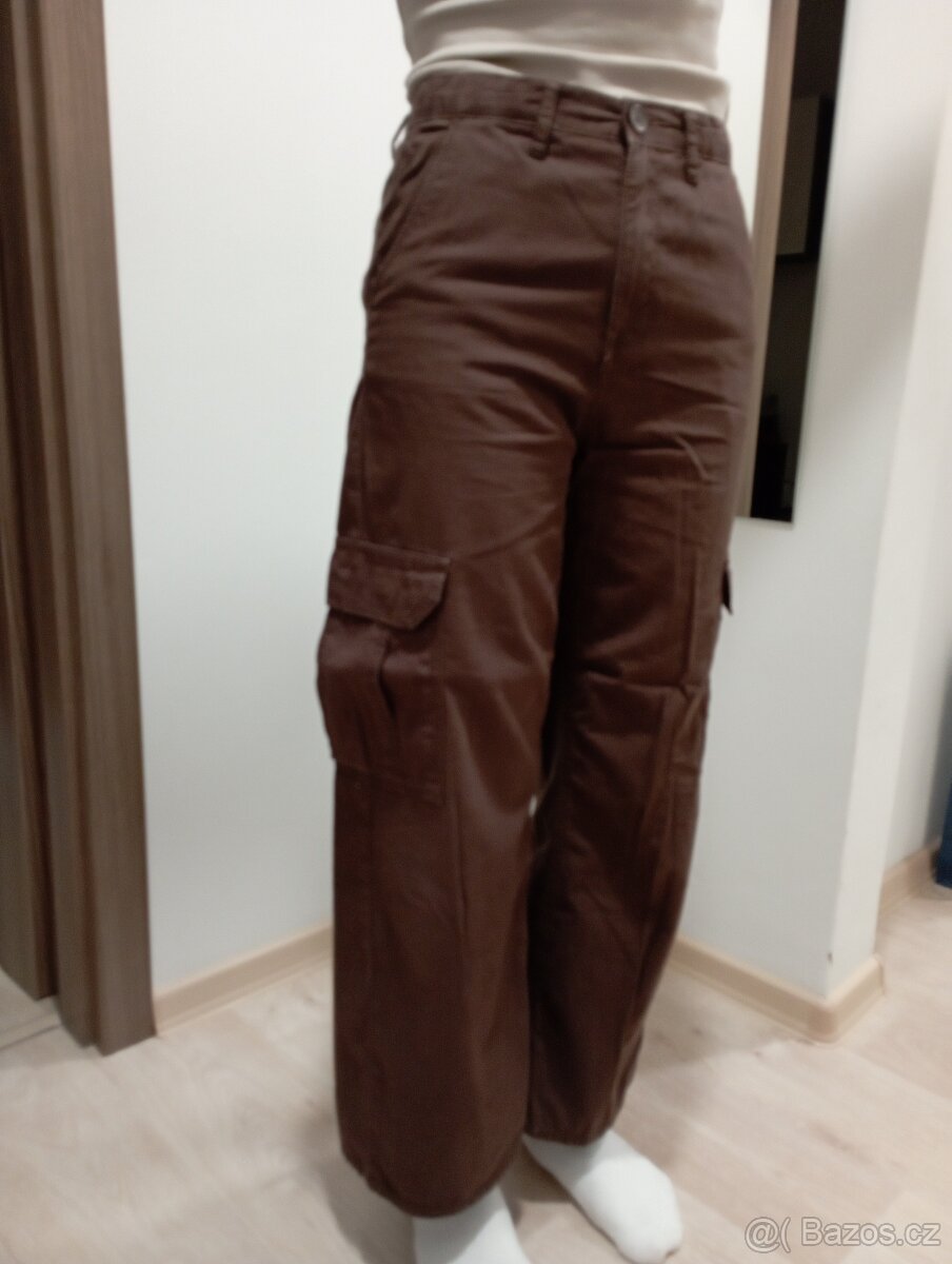 Dívčí kalhoty cargo, hnědé, vel. 146 - 2
