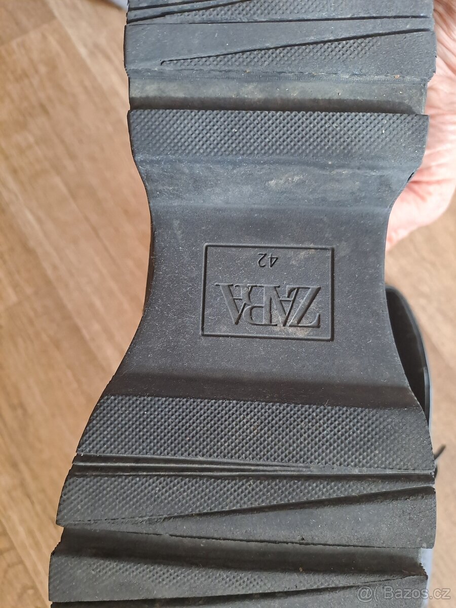 Dámské polobotky Zara 42.PC:1799 Kč - 2