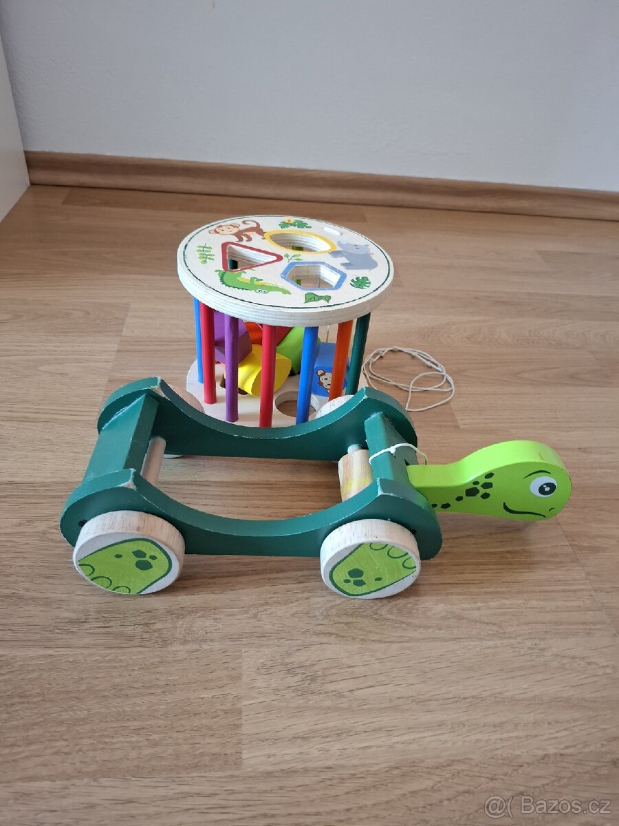 Dřevěná želvička, vkládání tvarů Playtive - 2