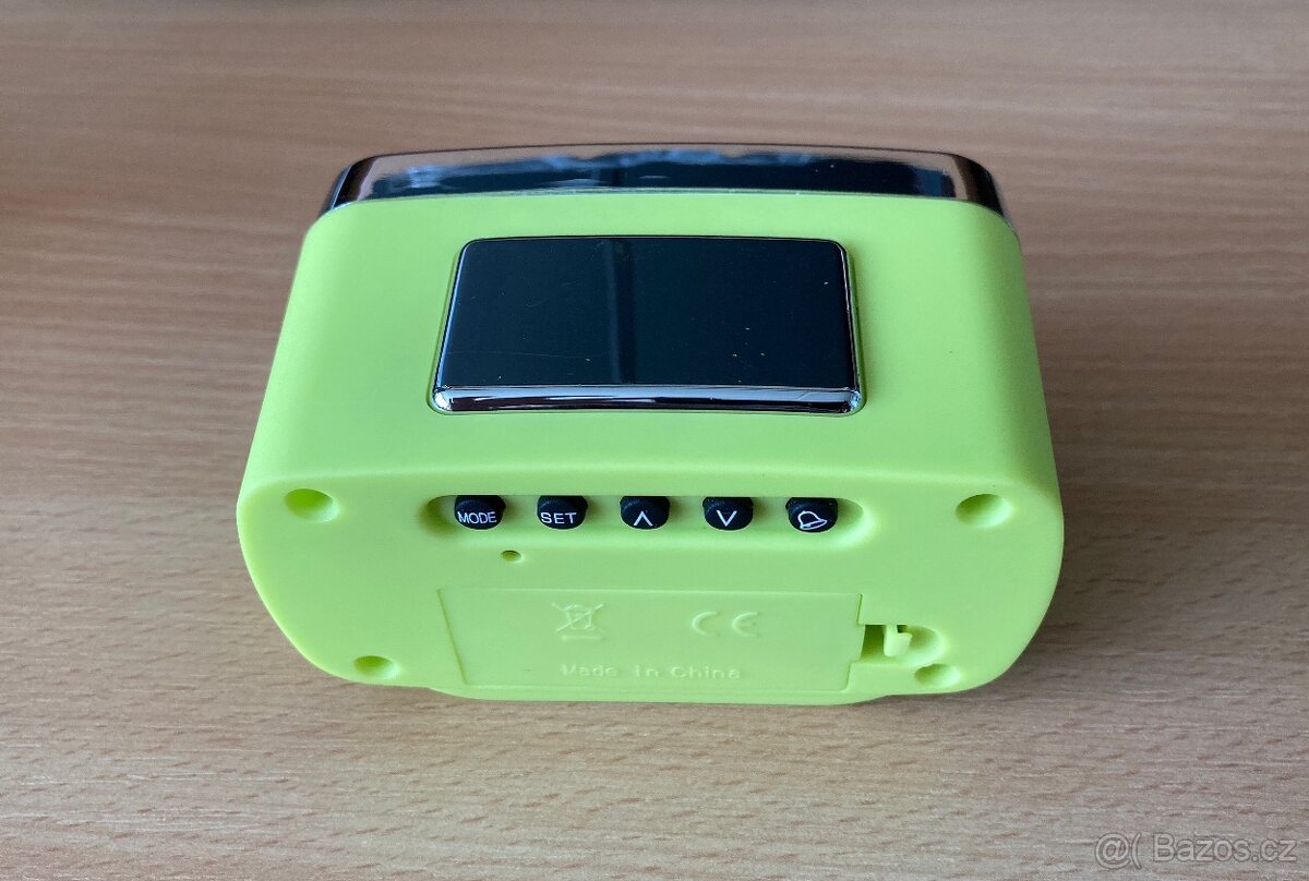 Elektronický budík Grundig - 2