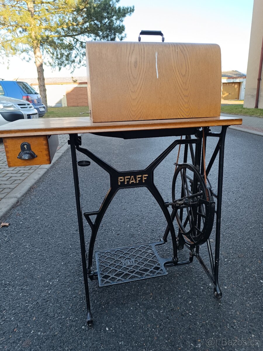 Šicí stroj Pfaff - 2