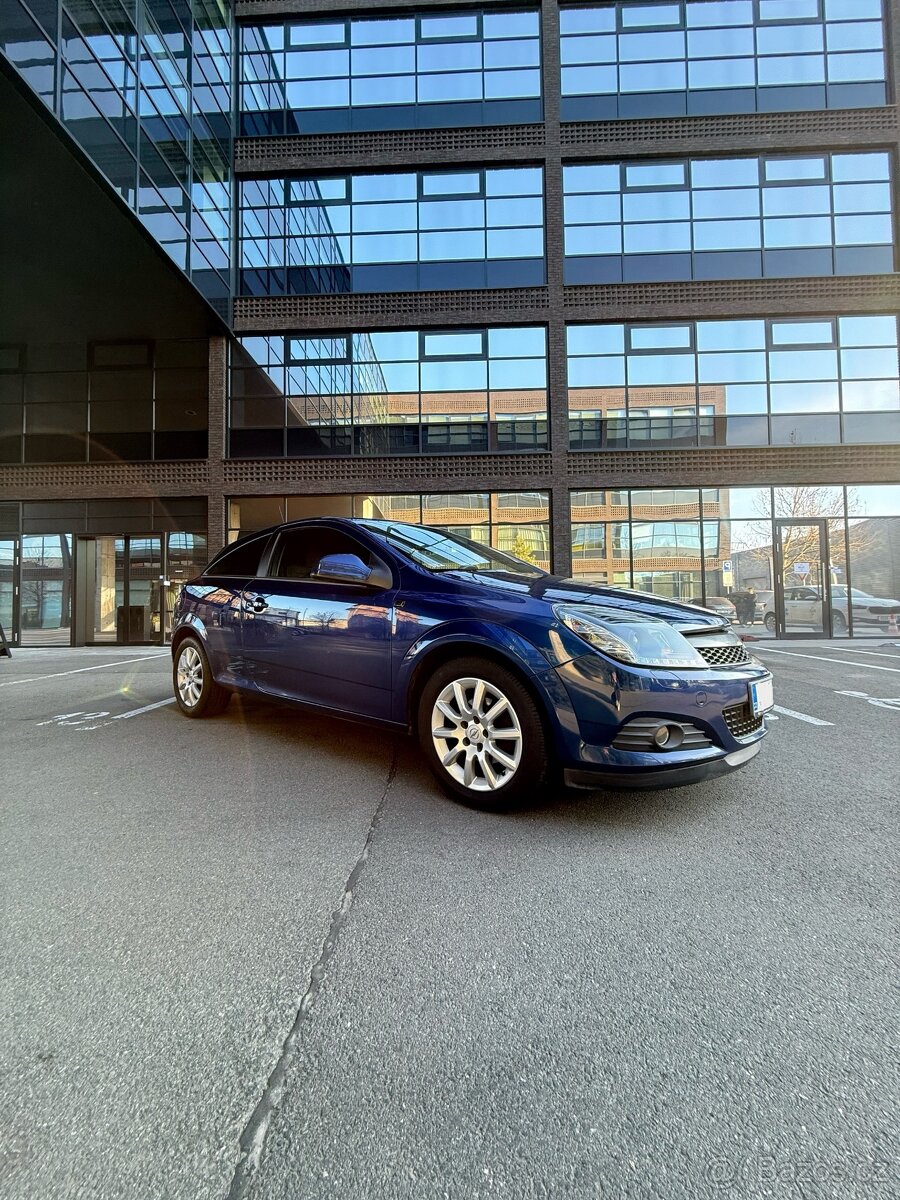 Opel Astra H GTC 1.6 - 2