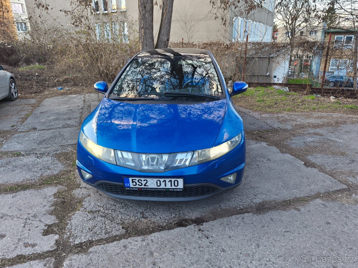 Prodám Honda Civic 8g - 2