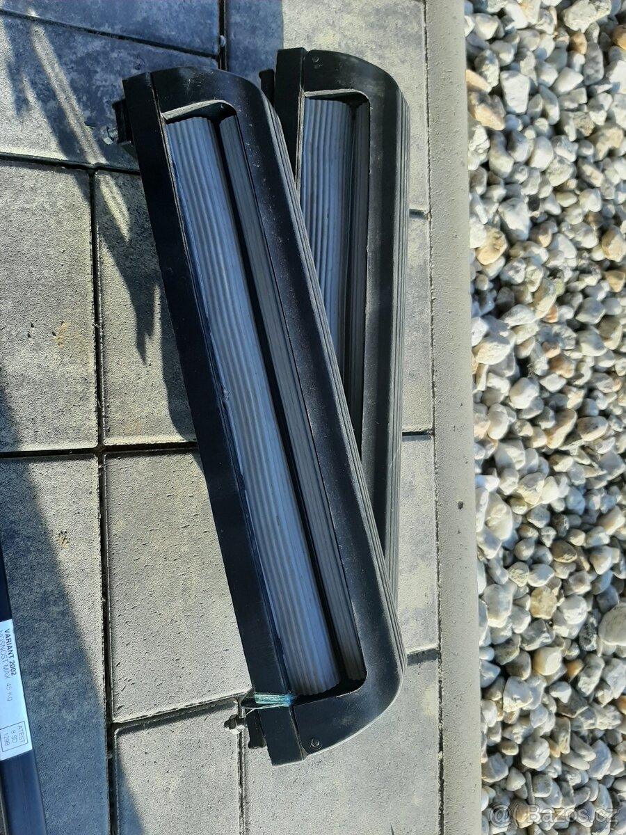 Příslušenství - nosič, držák na lyže - 2