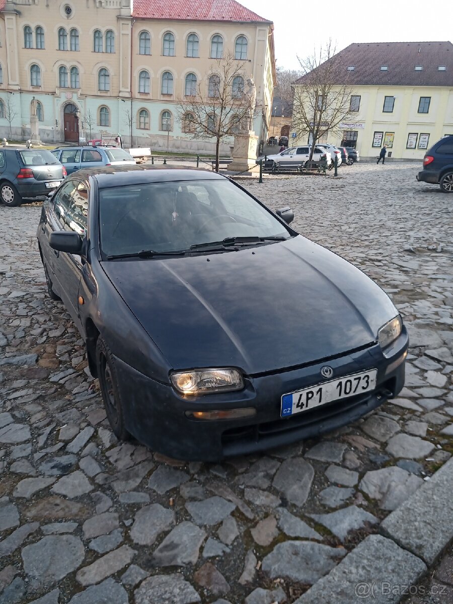 Mazda 323 f - 2