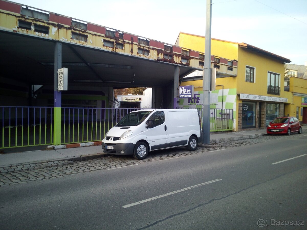 Renault Trafic 2.0 Tdci 84 Kw - 2