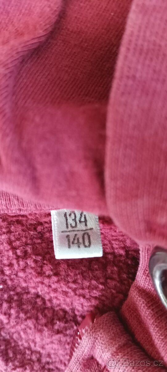 Mikiny pro 8- 9 leté, vel. 134 - 2