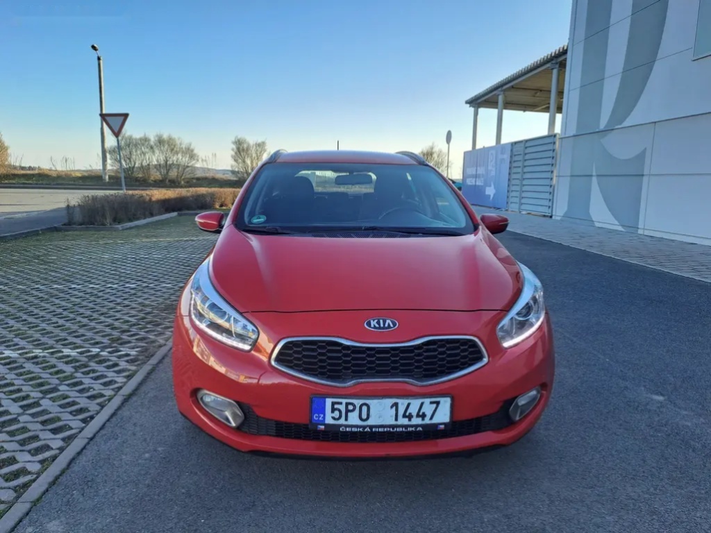 Kia Cee´d, 1.6CRDI 94KW ČR 2.MAJ DPH - 2