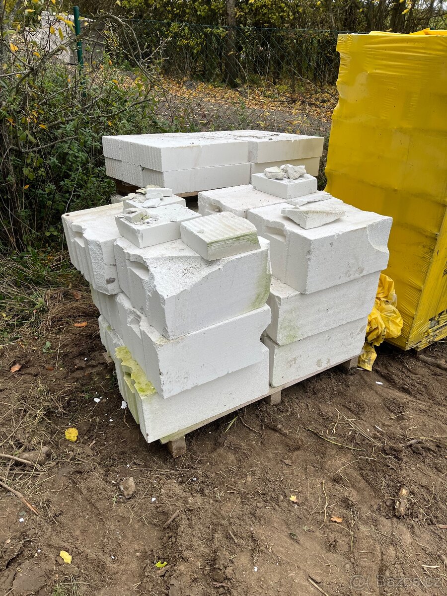 Ytong Lambda YQ 450 + rozbalené kusy na dořezy - 2