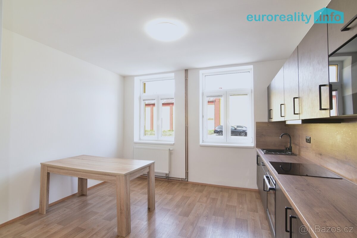 Pronájem bytu 1+1, 62m² - 2