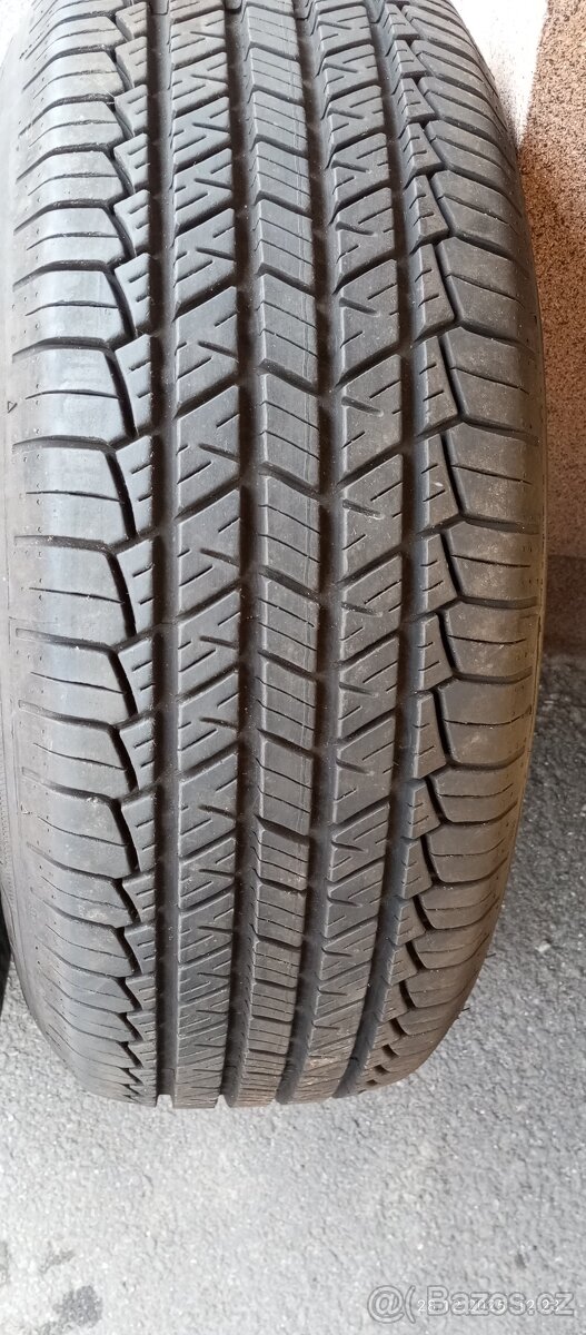 215/65R16 102H - 2
