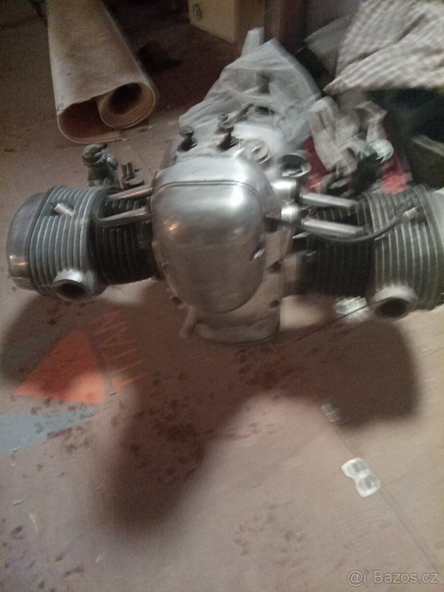 Motor 650 ural - 2