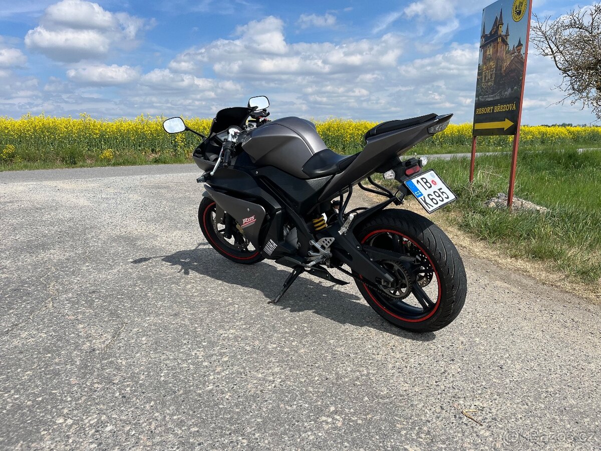 Yamaha yzf r125 - 2