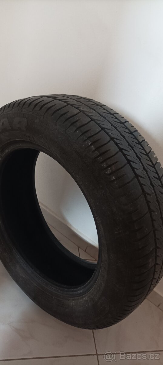 Goodyear GT3 195x60R15 - 2