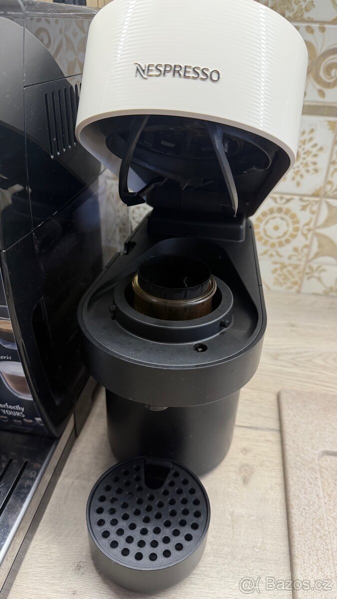 Kávovar Nespresso Vertuo - 2
