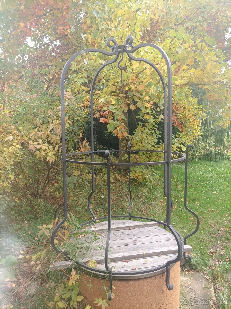 ORIGINÁLNÍ KOVANÝ, OKRASNÝ ZVON NA STUDNU - 2