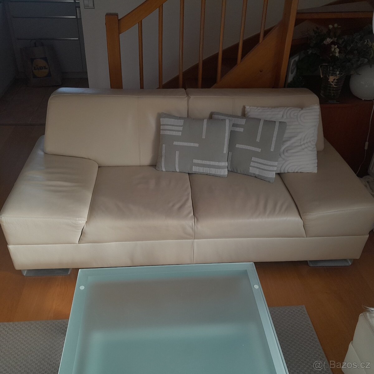 Moderní kožená sedací souprava INÉ MONACO. - 2