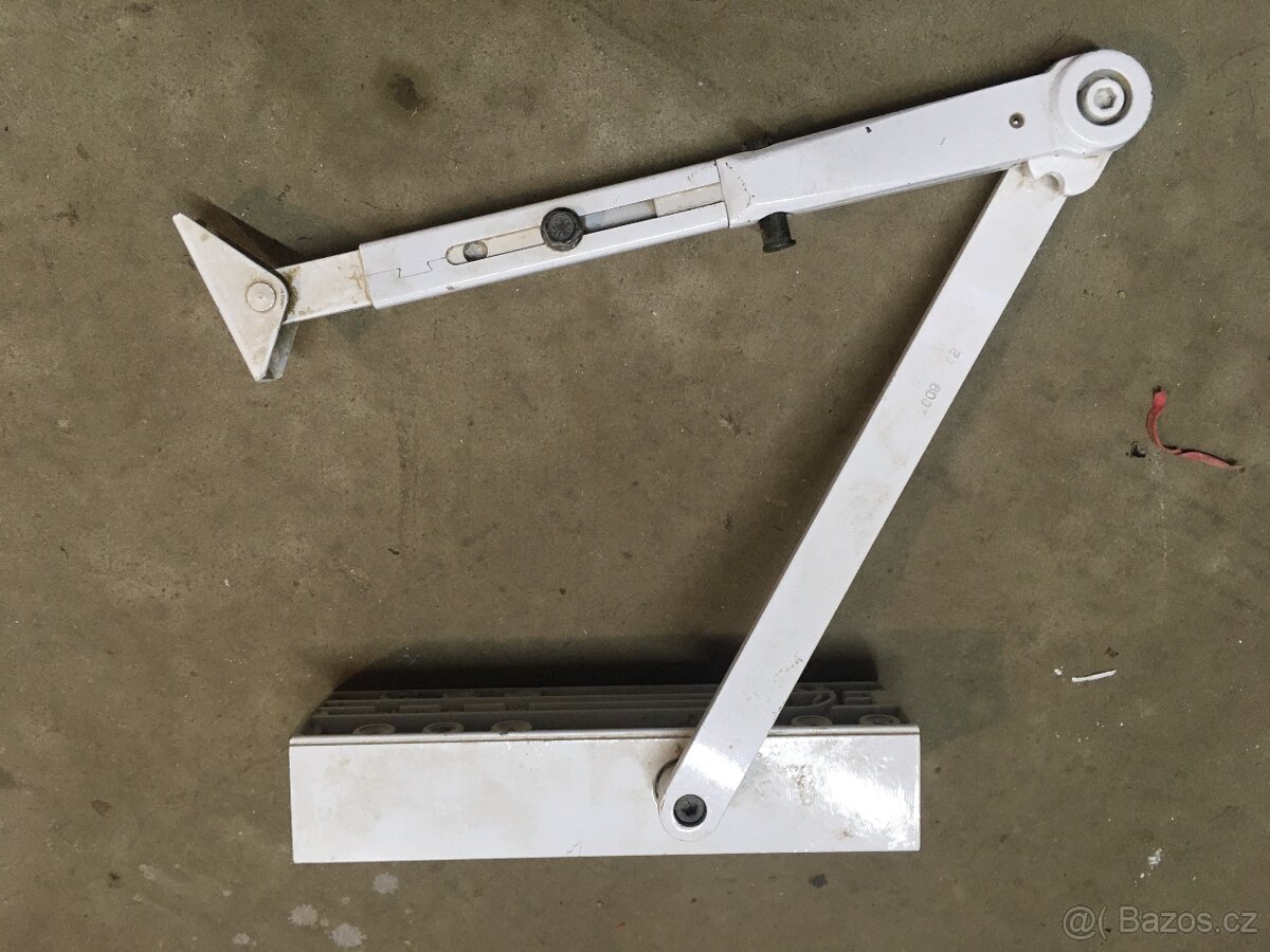 Dveřní zavirač GEZE TS2000 - 2