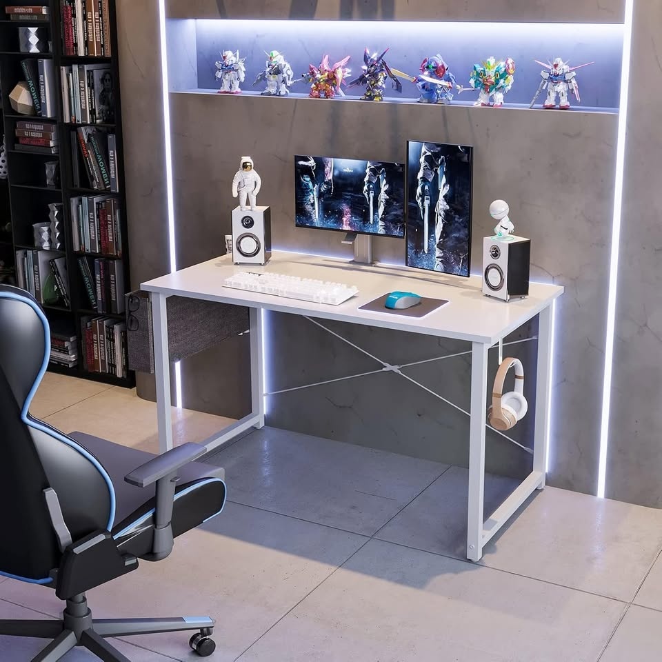 Krásný pracovní stůl s háčkem na sluchátka a boční kapsou - 2