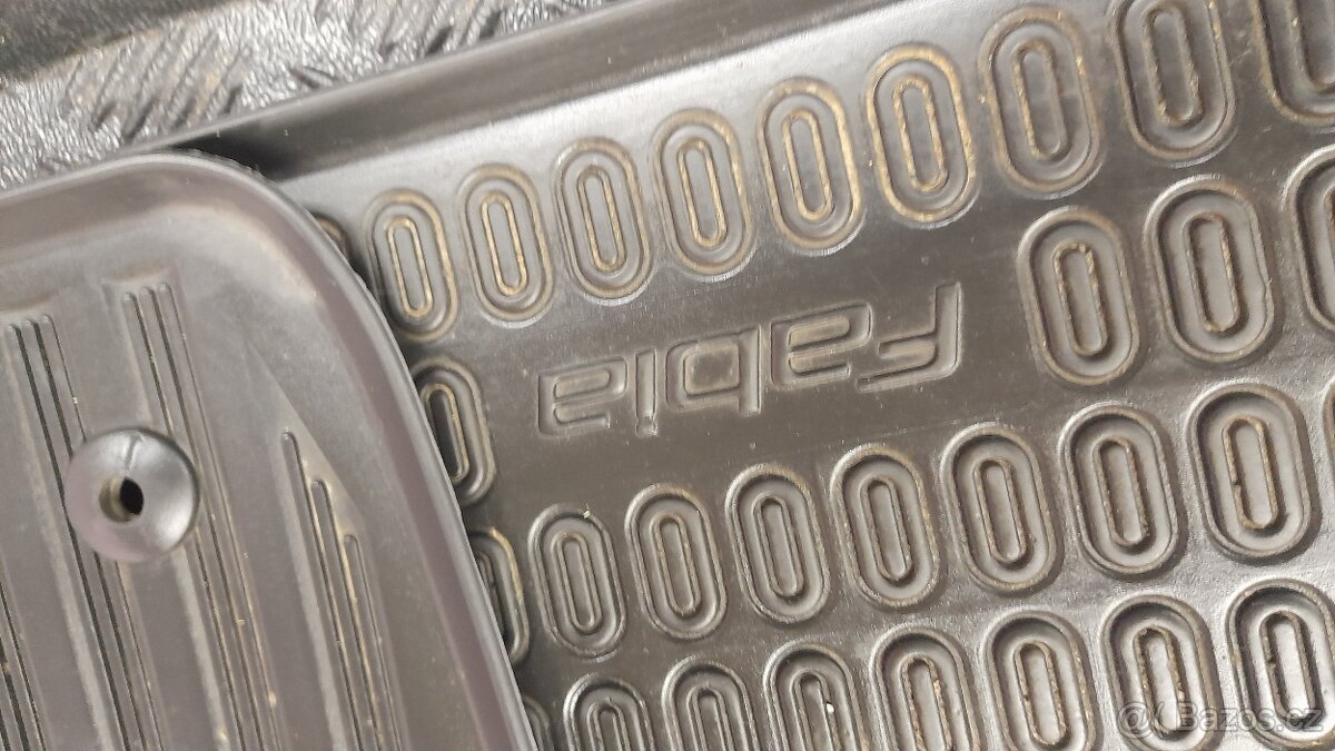 Gumové koberce Fabia 2 + vana do kufru - 2