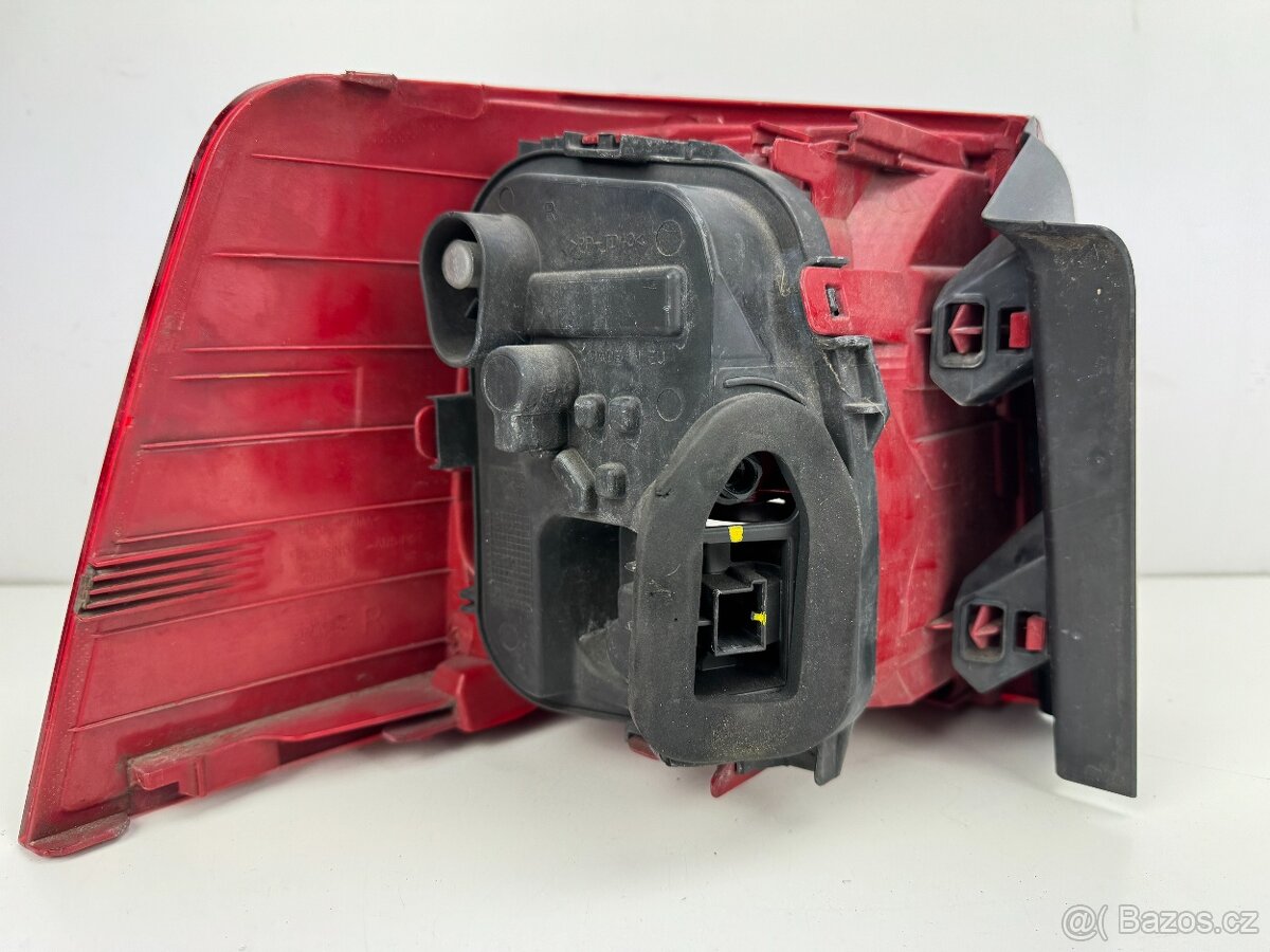 Zadní světlo pravé VW Sharan 7N 7N0945096G - 2