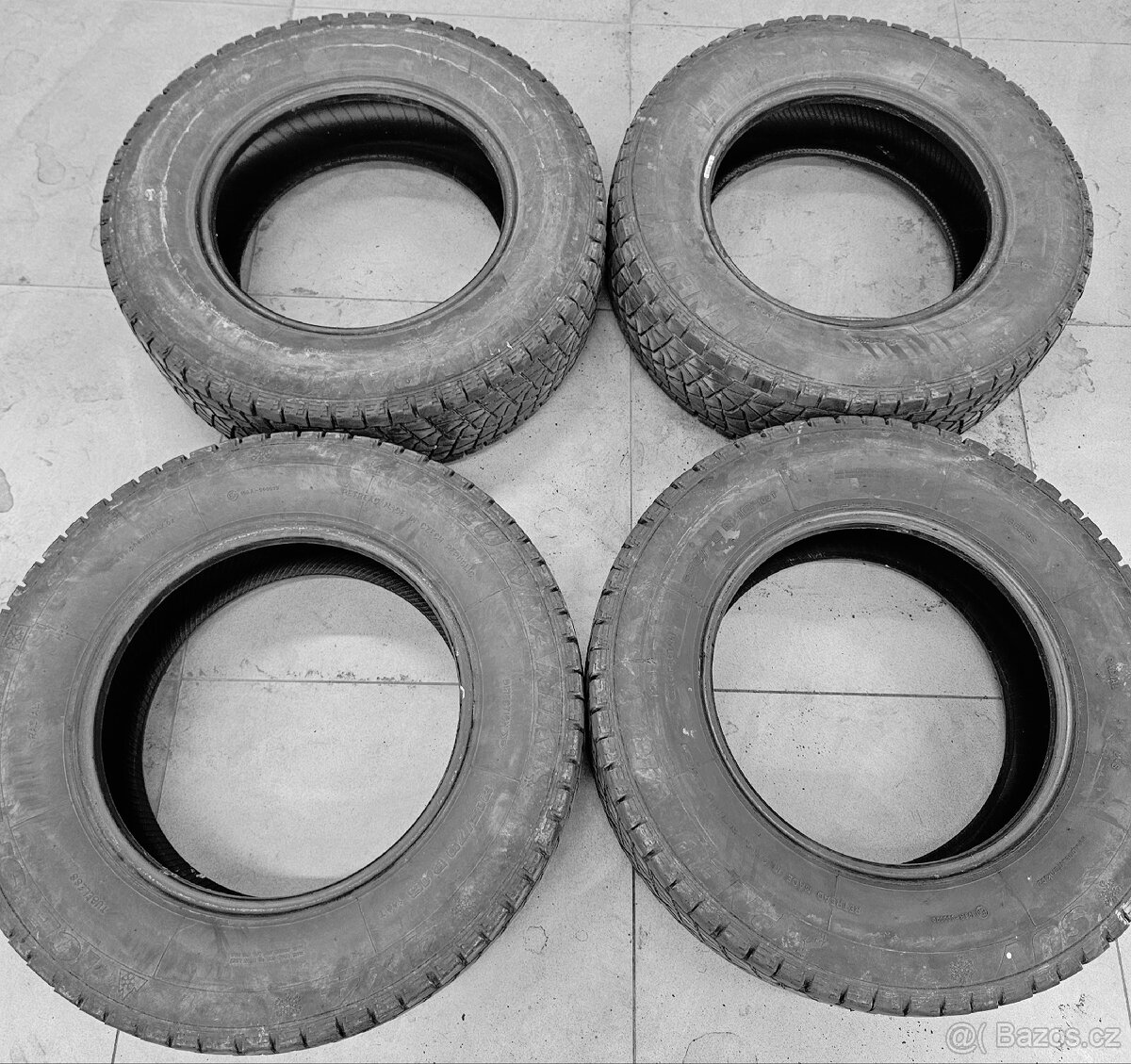 Zimní pneu 215/70 r16 - 2