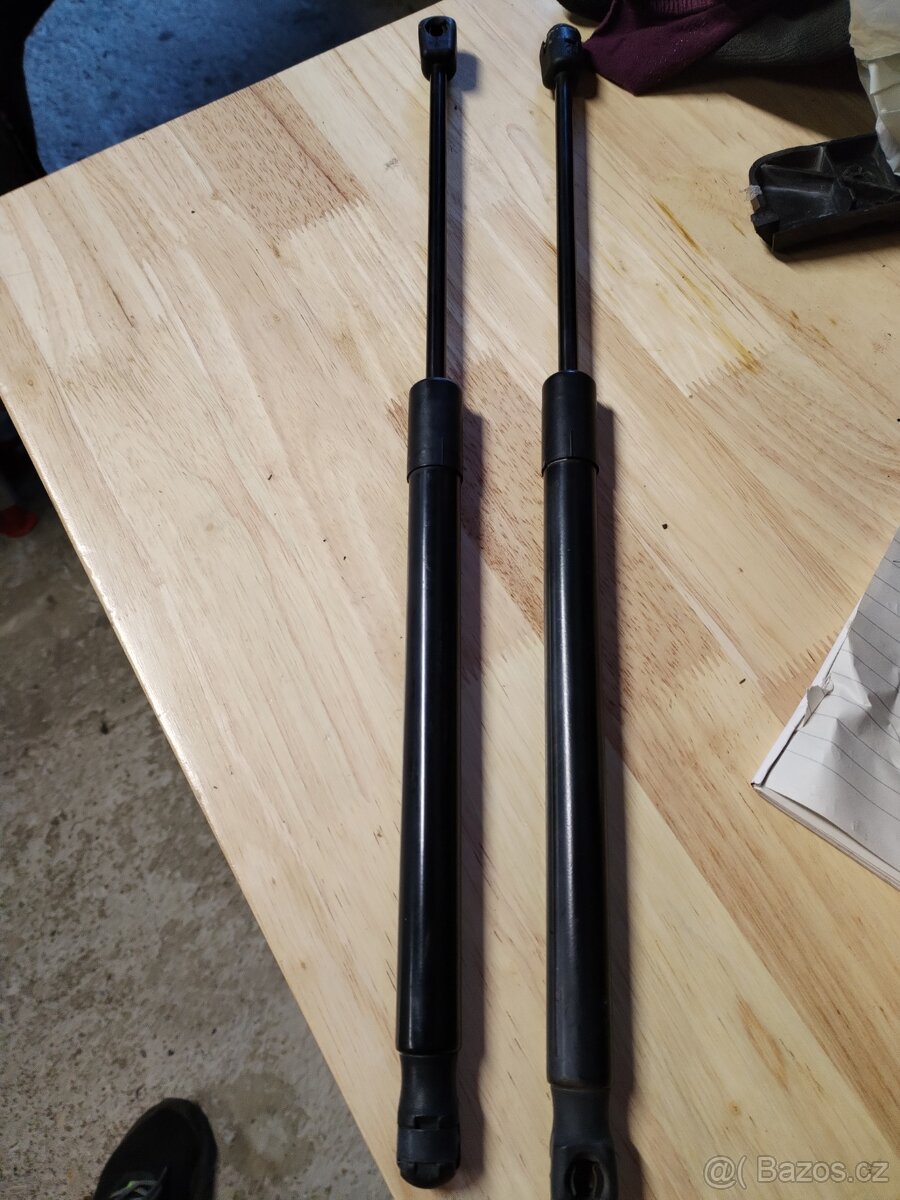 Náhradní díly z vozu Škoda Fabia 1 - 2