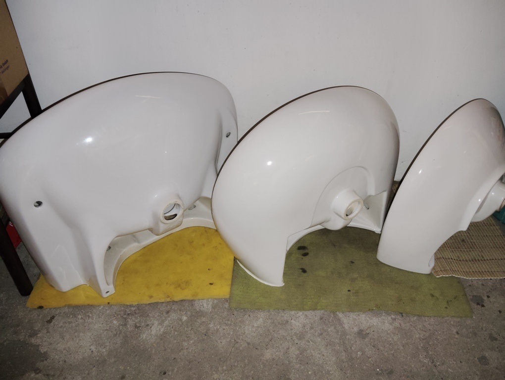 Umyvadla keramická bílá koupelnová (3 ks-různé velikosti) - 2