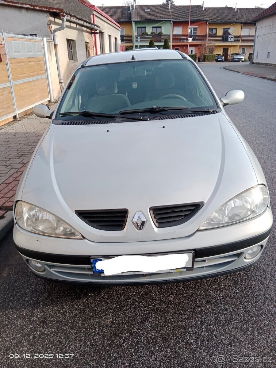 Renault Megane - 2