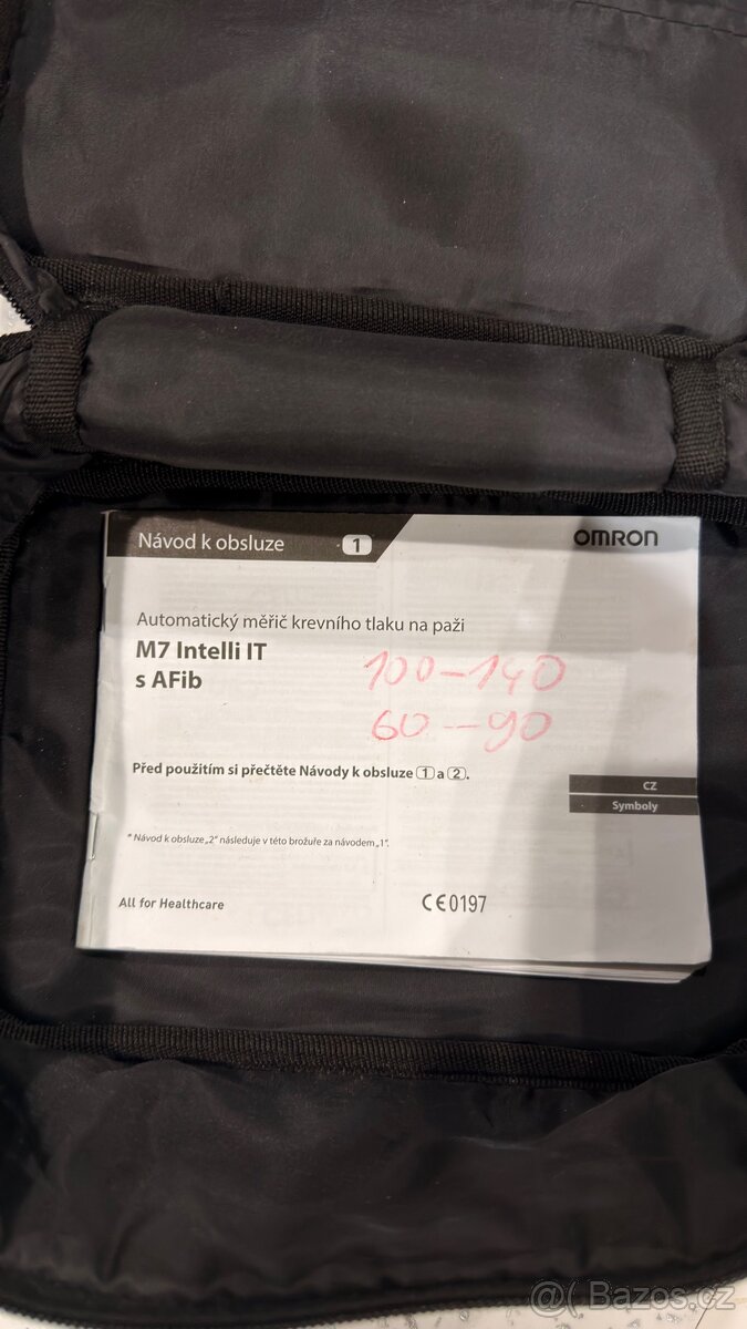Omron tlakoměr - 2