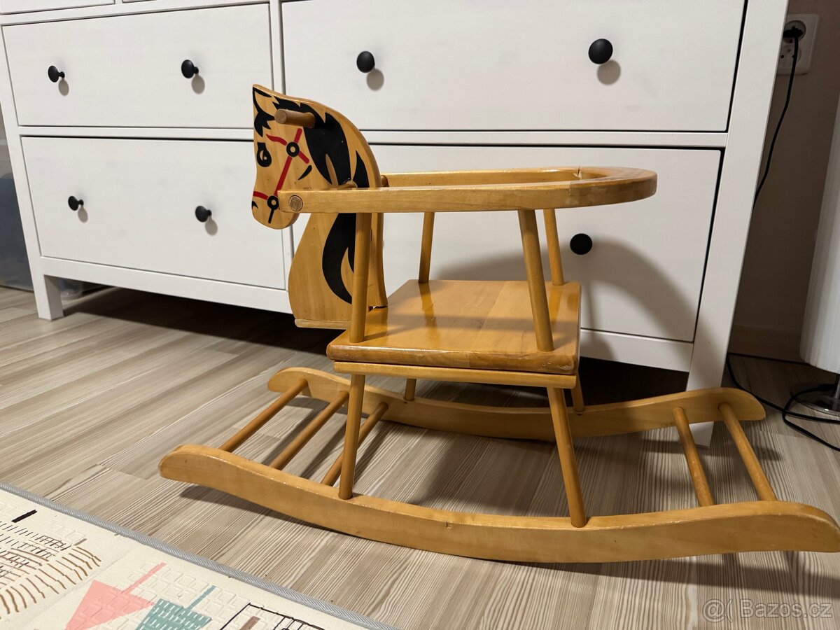 Houpací kůň - 2